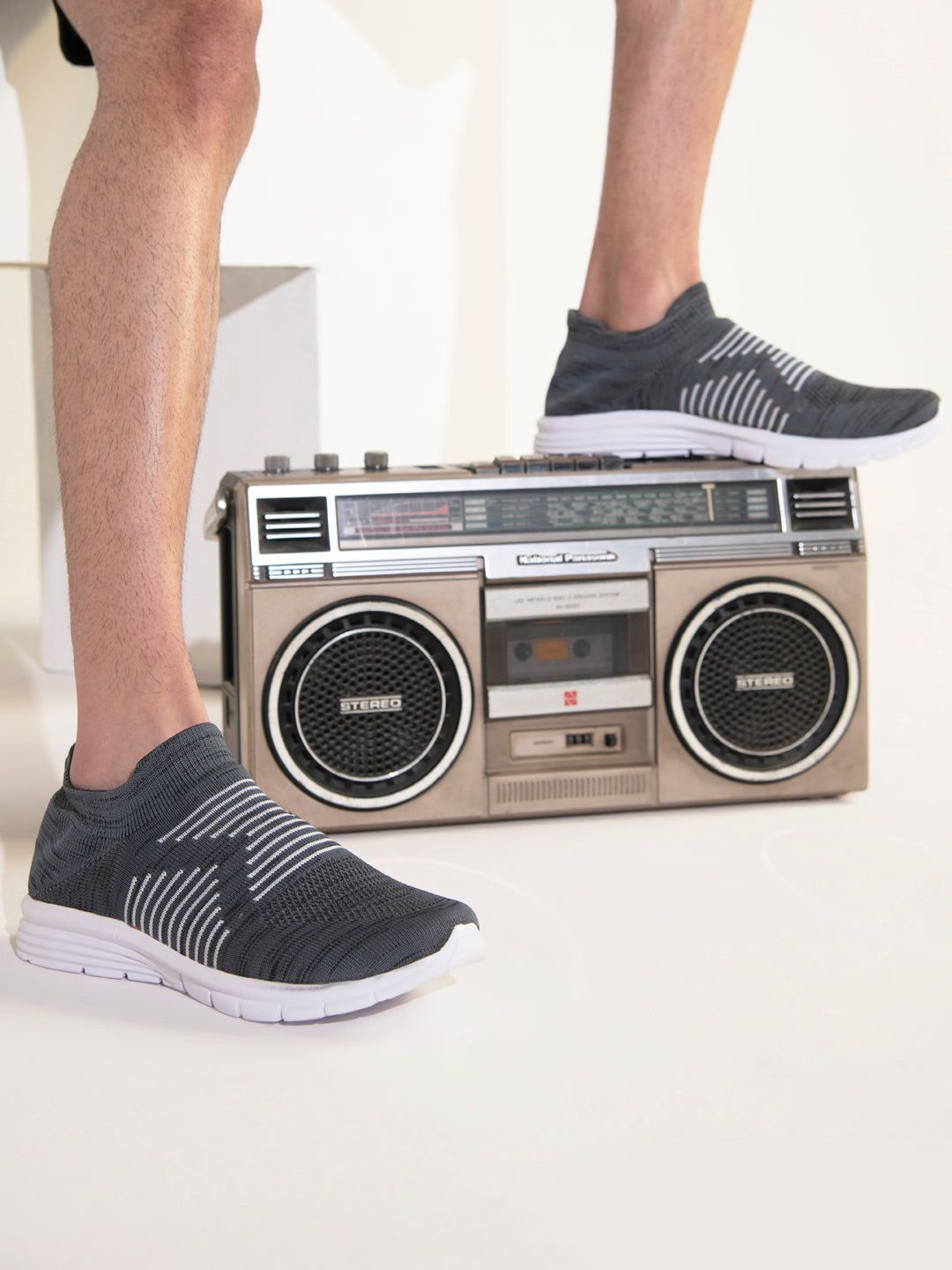 FAUSTO Men Grey Mesh Walking Non-Marking Shoes