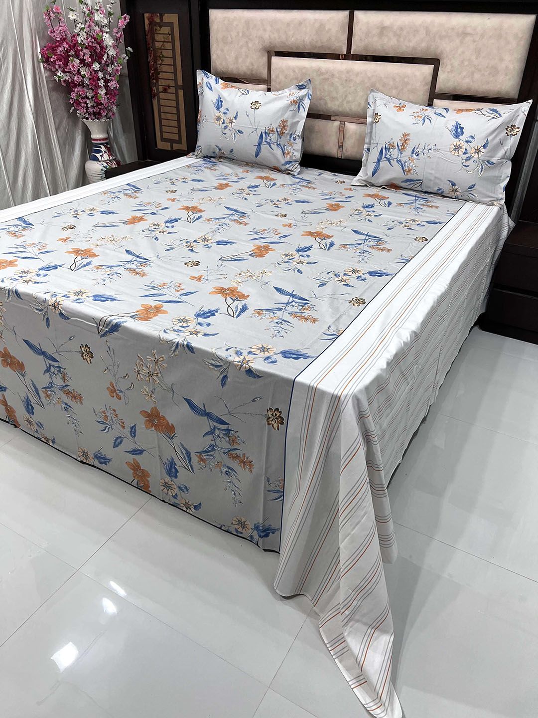 Pure Decor Grey King Size Pure Cotton Bedsheet with 2 Pillow Covers Royal Velar 2056 Price in India
