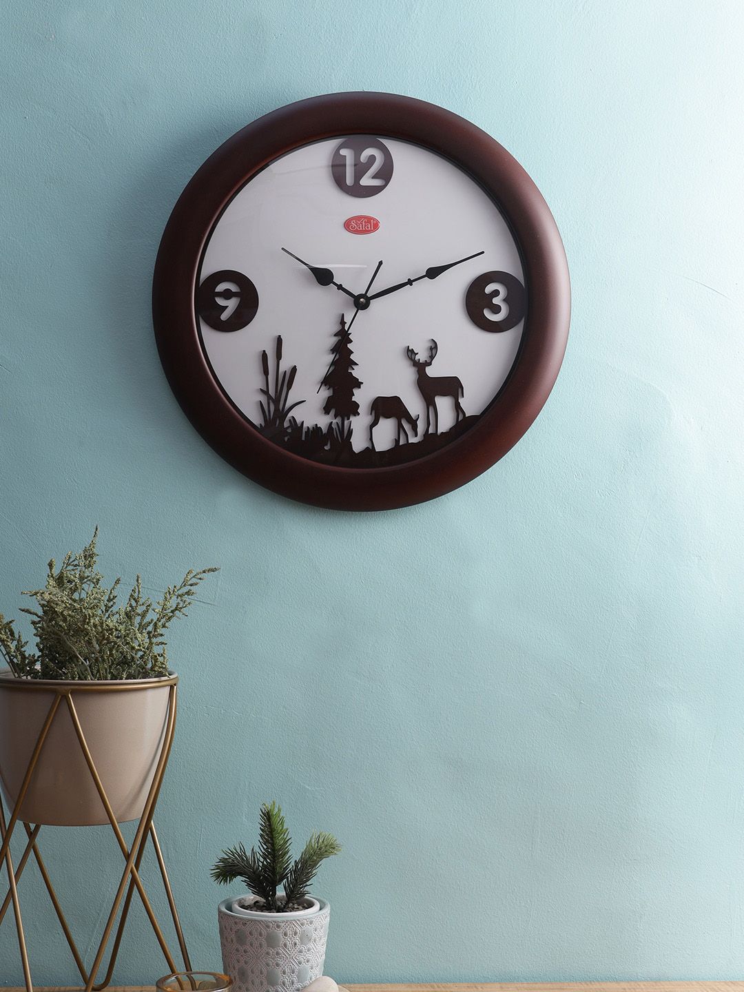 Safal Brown & White Printed Contemporary Wall Clock Price in India