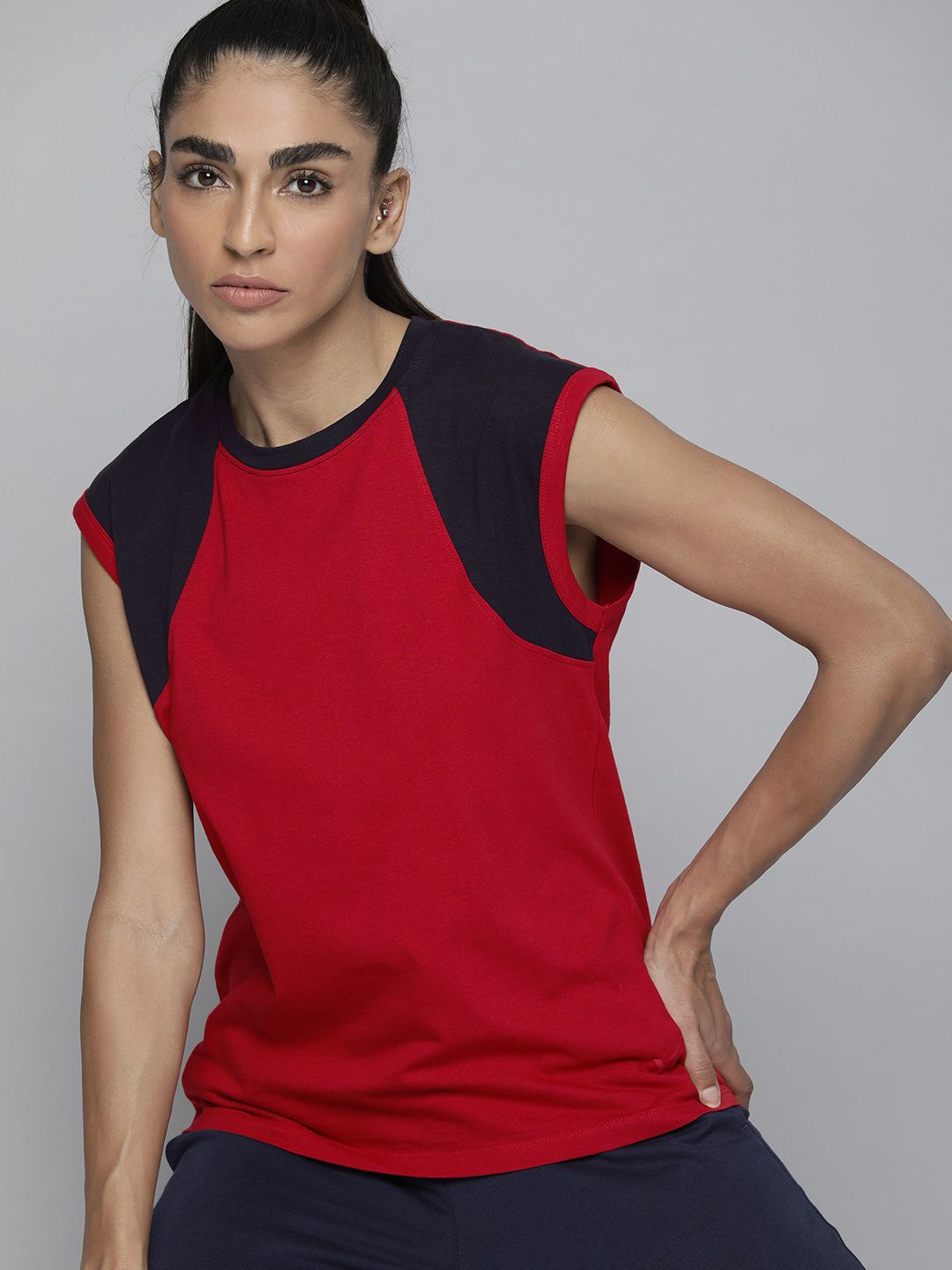 HRX by Hrithik Roshan Women Red & Navy Blue Pure Cotton Colourblocked T-shirt Price in India
