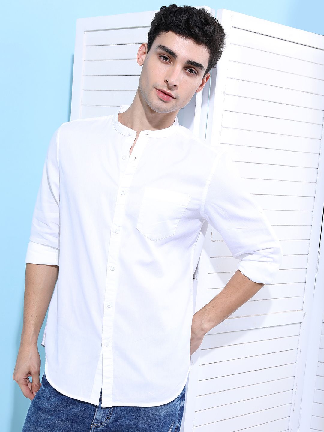 HIGHLANDER Men White Slim Fit Casual Shirt