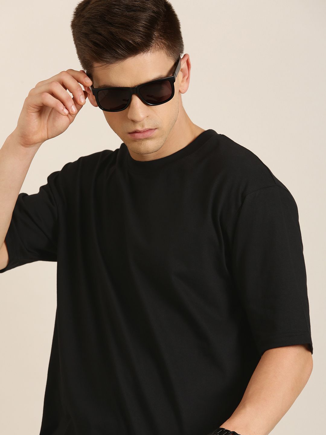 DILLINGER Men Black Solid Pure Cotton Drop-Shoulder Sleeves Oversized Fit T-shirt