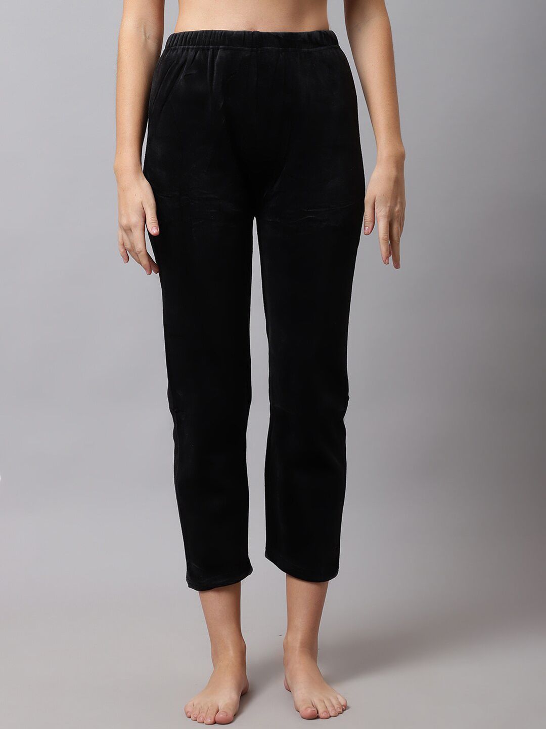 TAG 7 Women Black Solid Velvet Lounge Pants Price in India