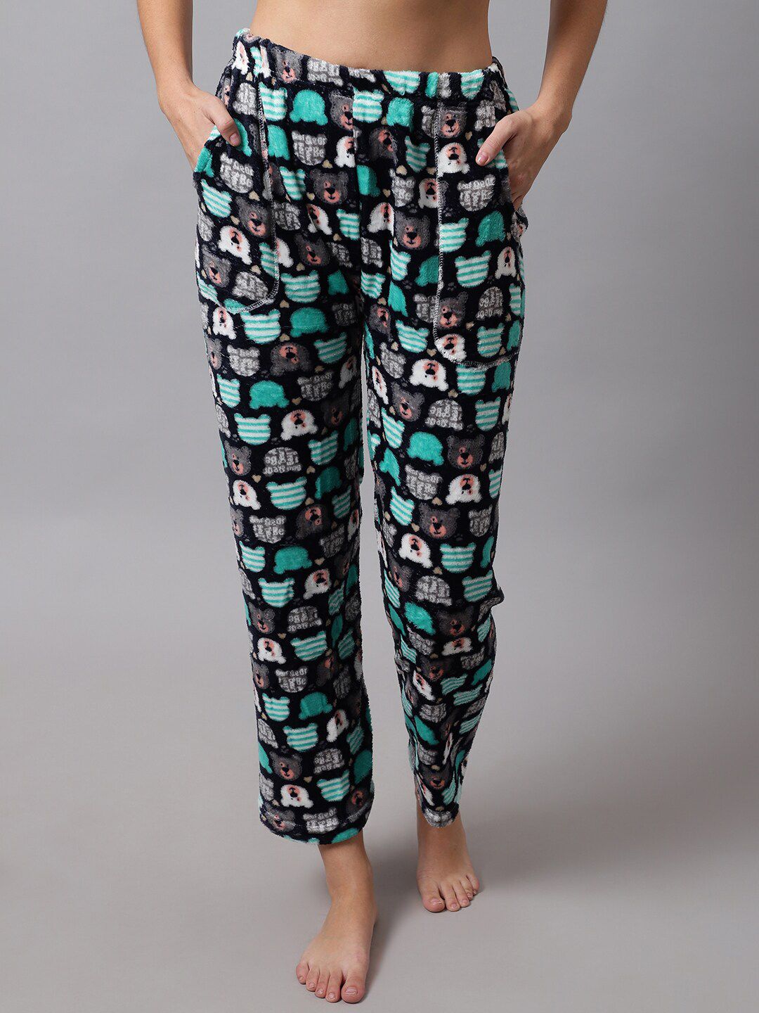 TAG 7 Women Black & Green Printed Fleece Lounge Pants Price in India