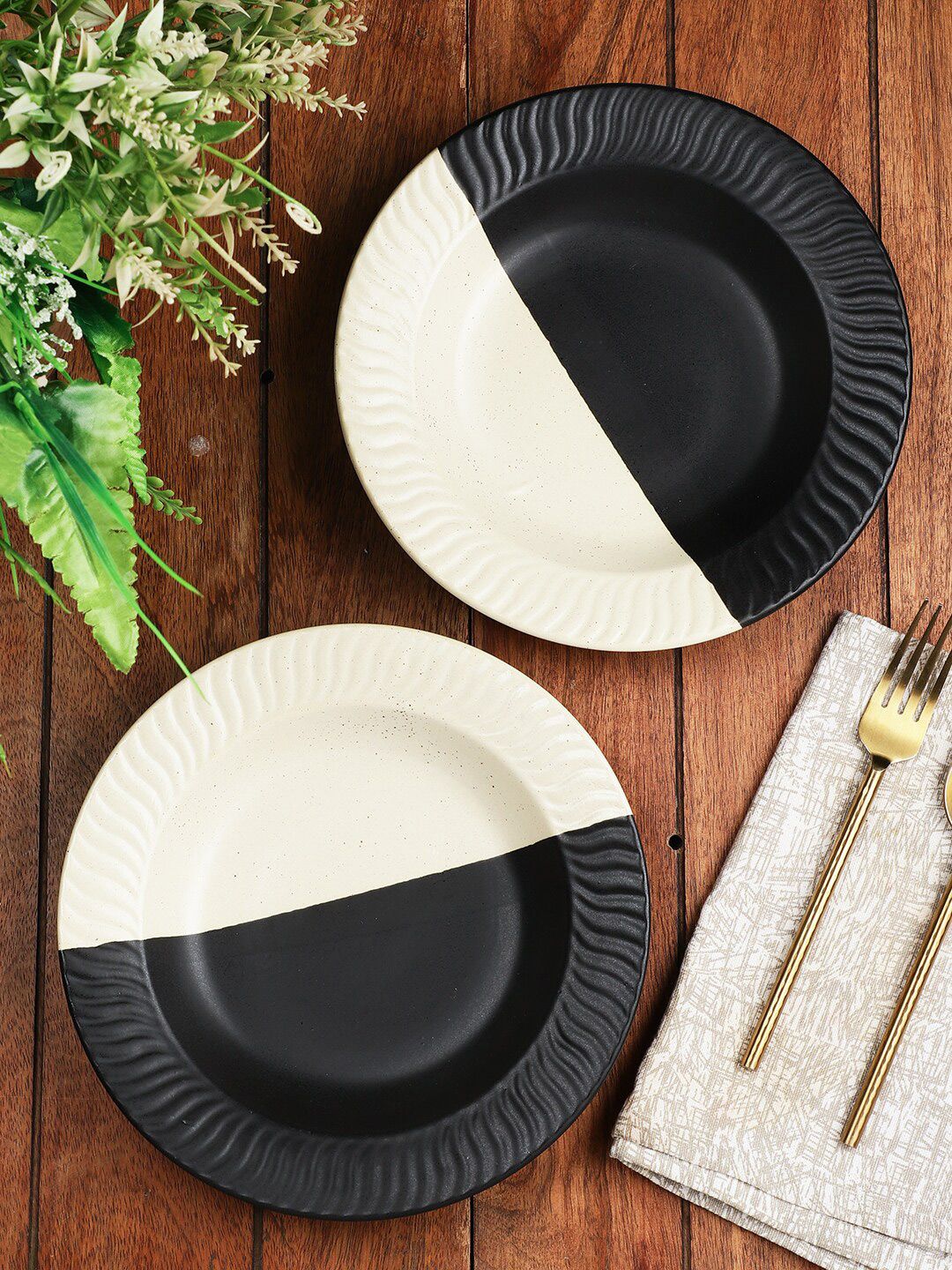 MIAH Decor Set Of 2 Black And White Hand Painted Stoneware Matte Plates Price in India