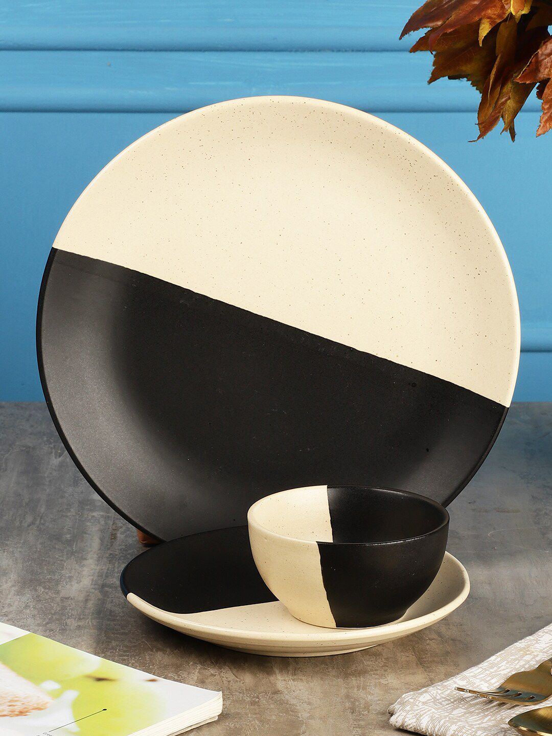 MIAH Decor Black & Cream-Coloured Set Of 3 Printed Stoneware Matte Dinner Set Price in India