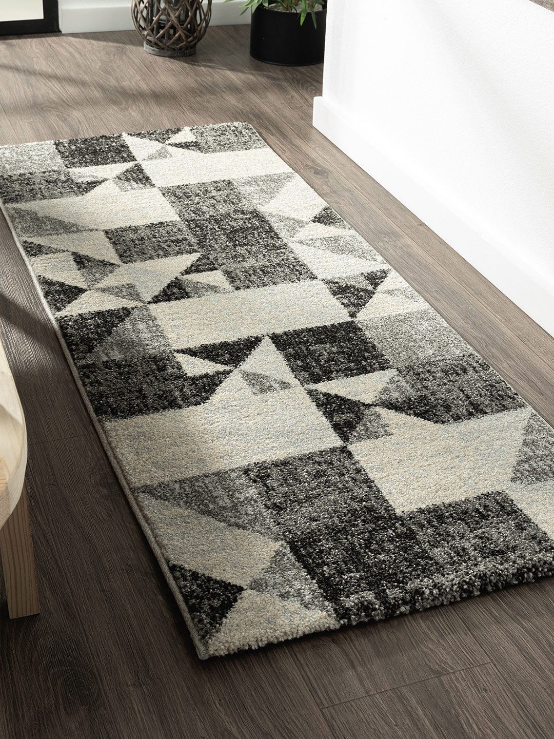OBSESSIONS Charcoal & Beige Geometric Runner Price in India