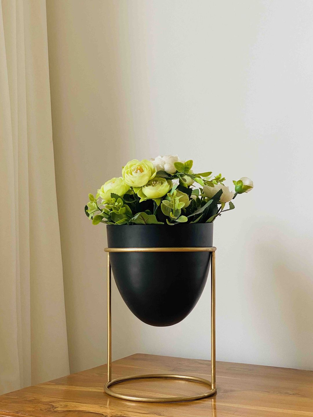 Folkstorys Black & Gold-Toned Solid Ceramic Planter With Holder Price in India