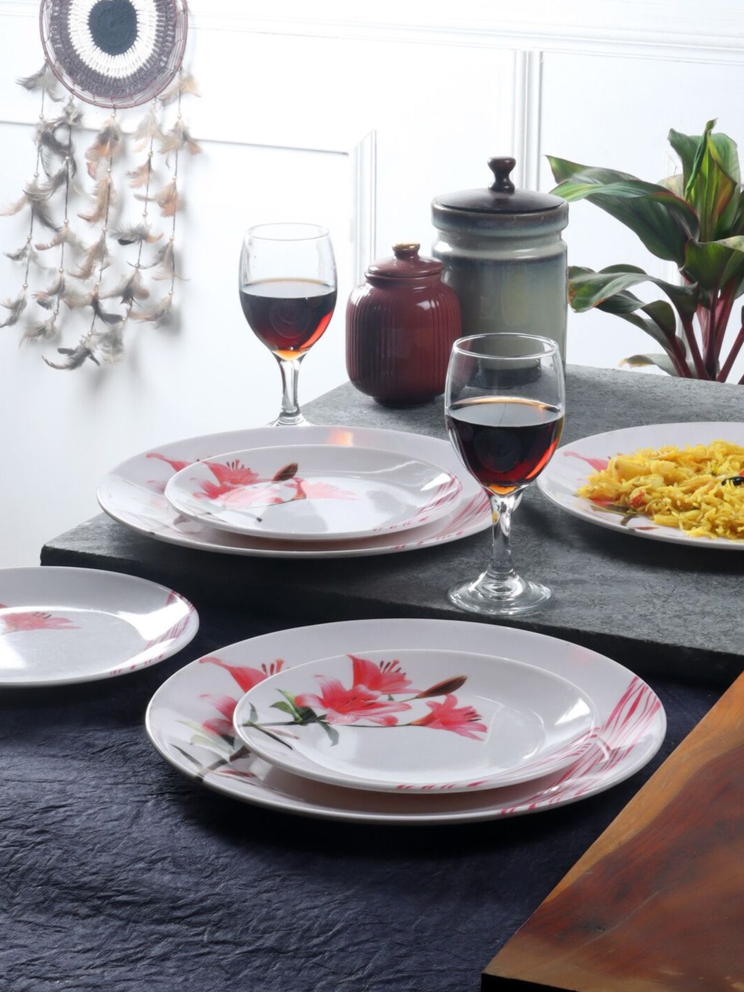 CDI White & Red Set Of 12 Printed Melamine Glossy Plates Price in India