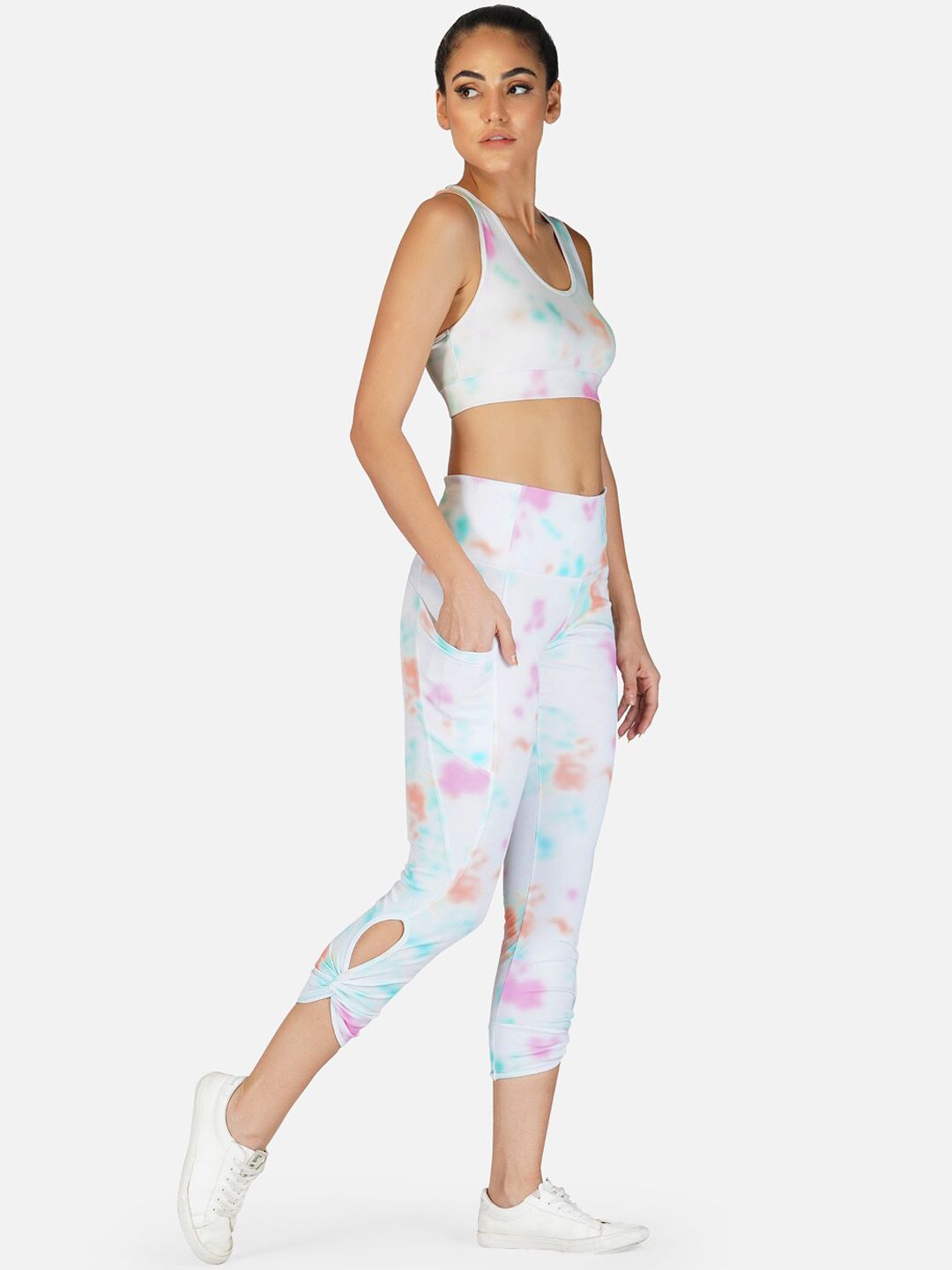 NEU LOOK FASHION Women White & Pink Slim-Fit Printed Dry Fit Tights Price in India