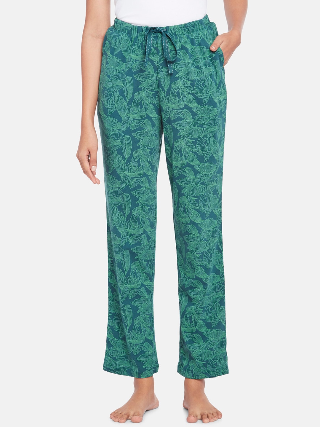 Dreamz by Pantaloons Women Green Printed Pure Cotton Lounge Pants Price in India