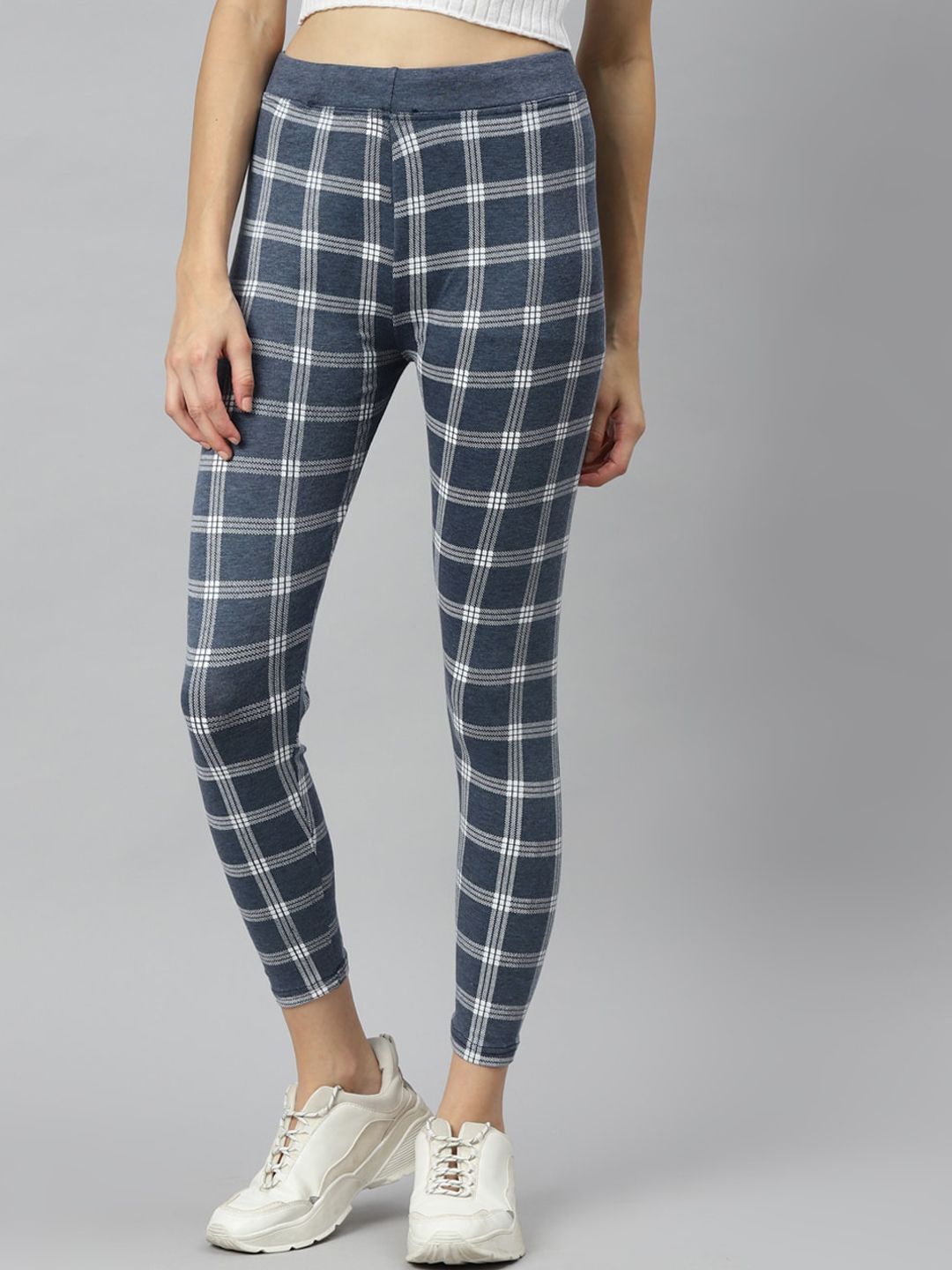 Aarika Women Blue Checked Cotton Rapid-Dry Jogger Price in India