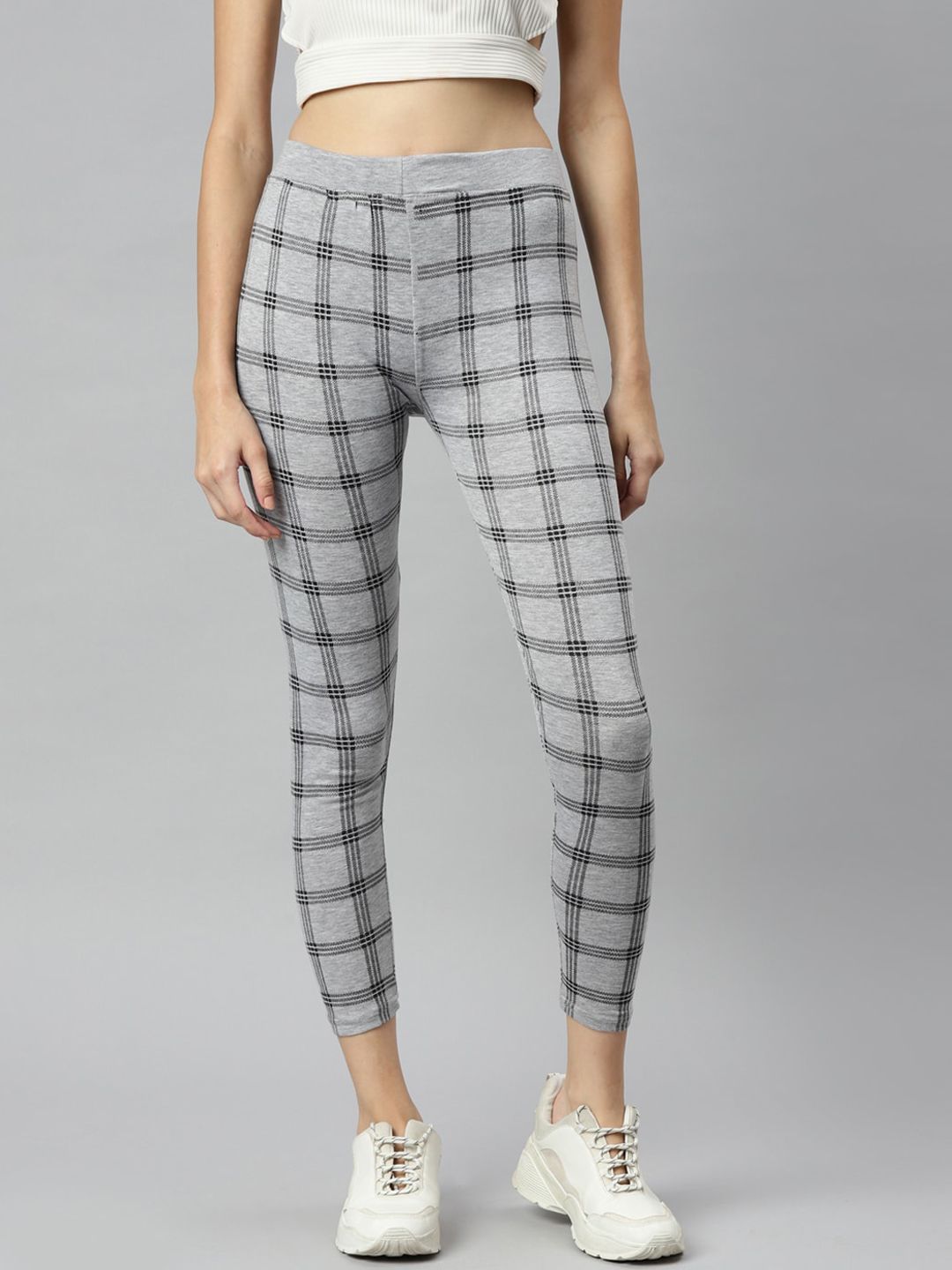 Aarika Women Grey Checked Slim-Fit Rapid Dry Track Pant Price in India