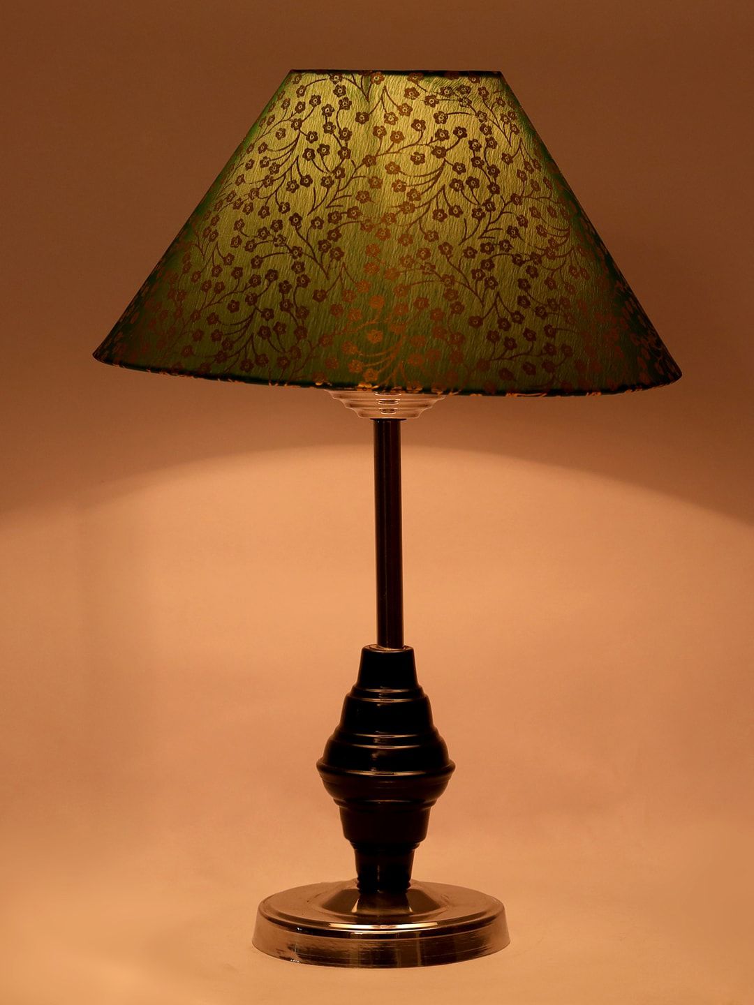 foziq Black & Green Printed Table Lamps With Shade Price in India