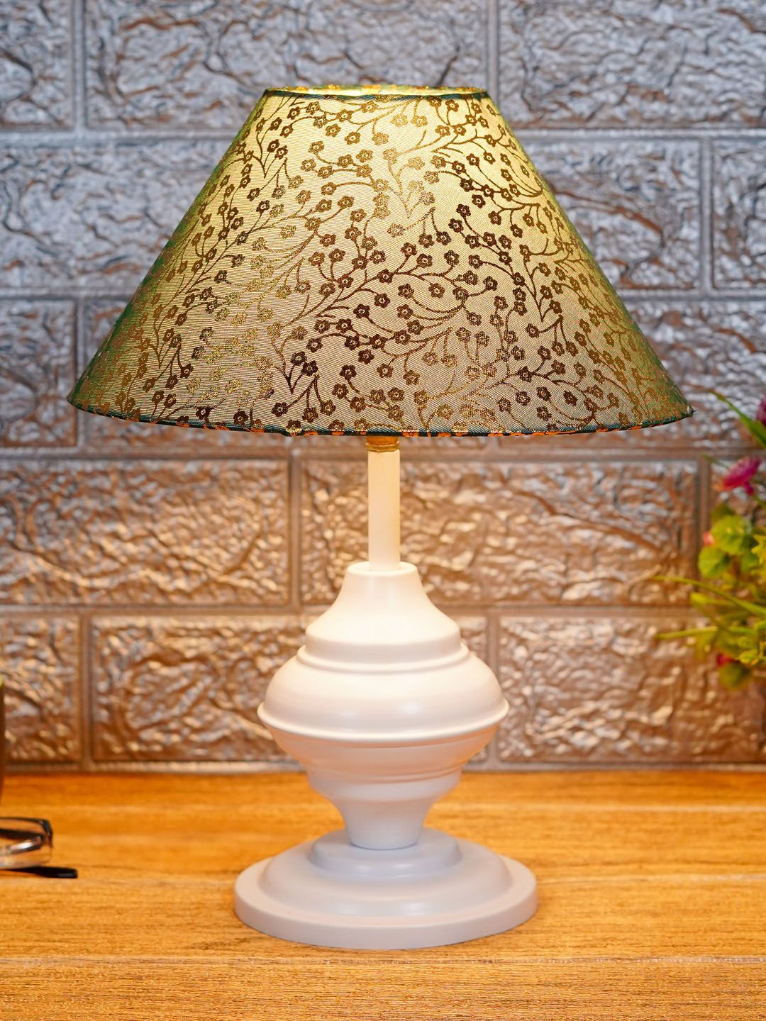 foziq White Printed Metal Table Lamps Price in India
