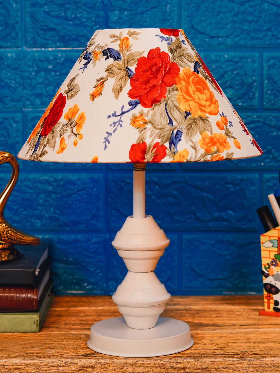 foziq White & Red Floral Printed Contemporary Table Lamp Price in India