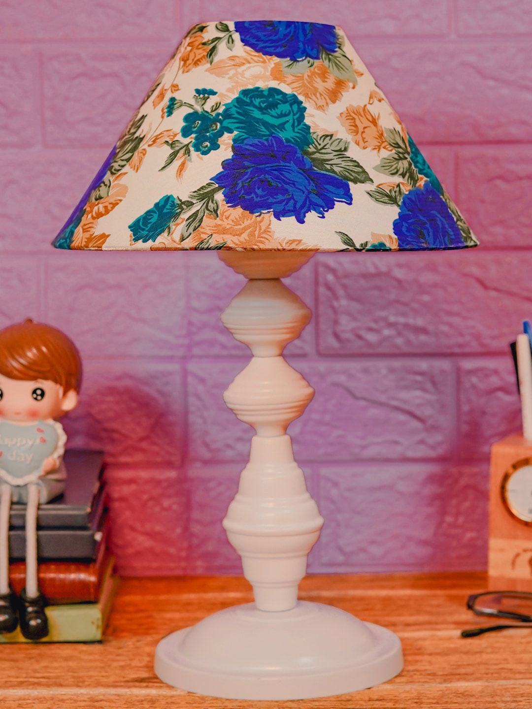 foziq White Printed Table Lamps Price in India