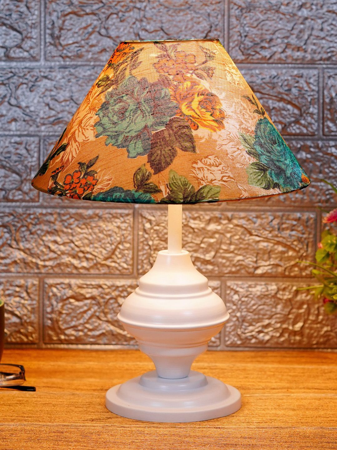 foziq White & Blue Printed Table Lamp Price in India