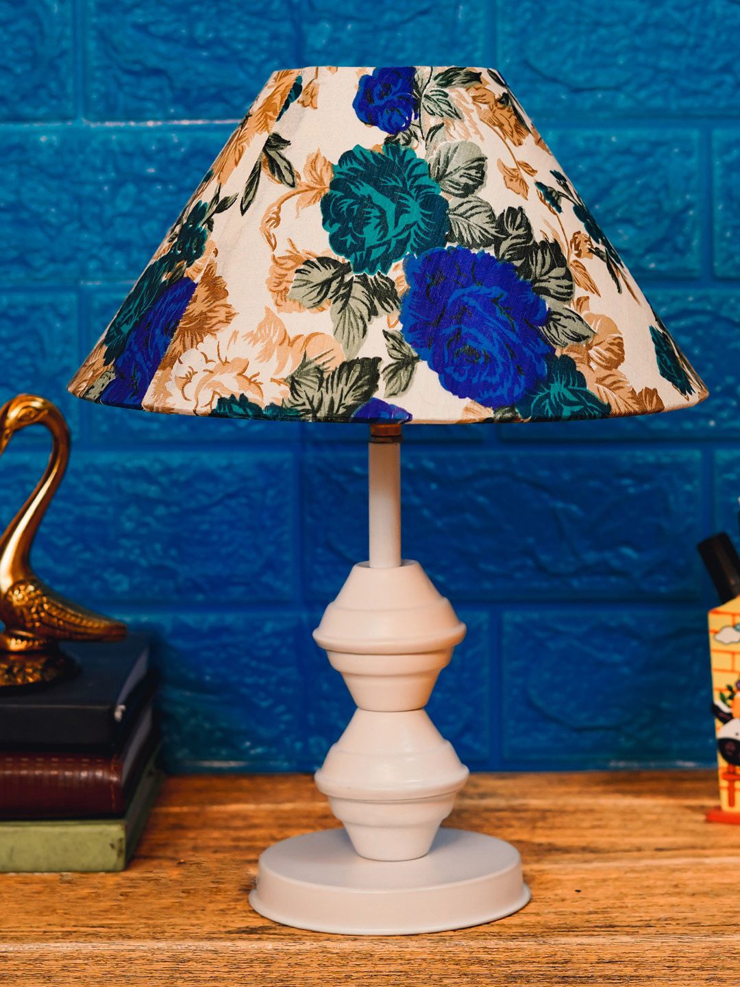 foziq White & Blue Printed Metal Table Lamps Price in India