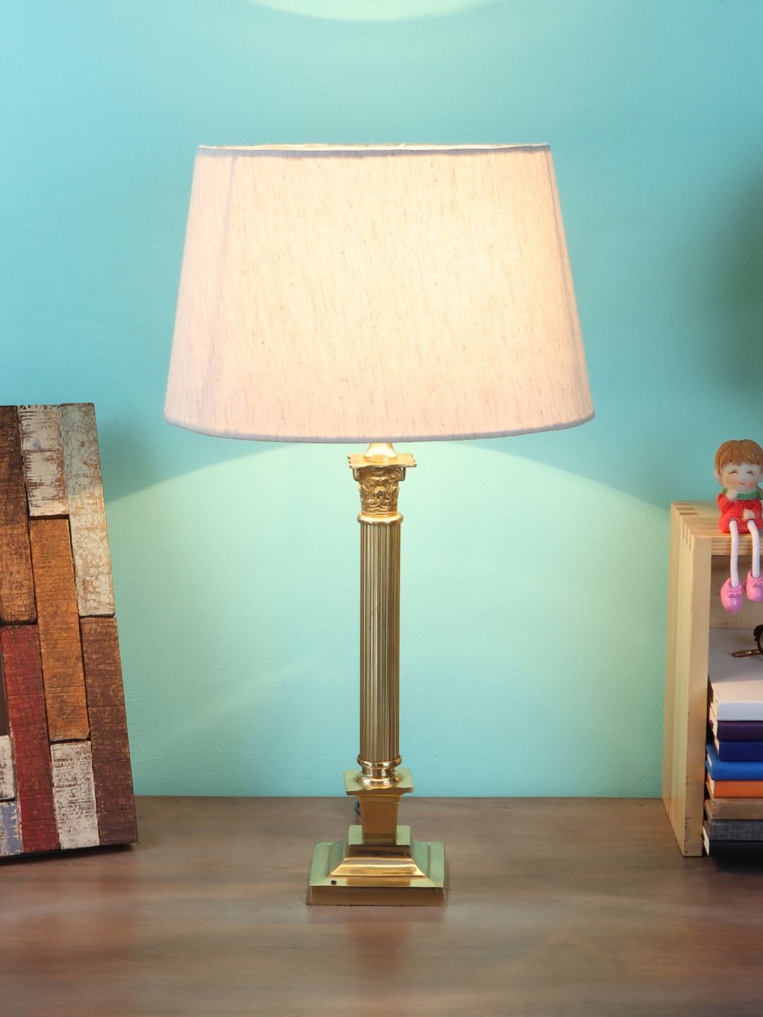 foziq Gold-Toned & White Textured Table Lamps With Shade Price in India