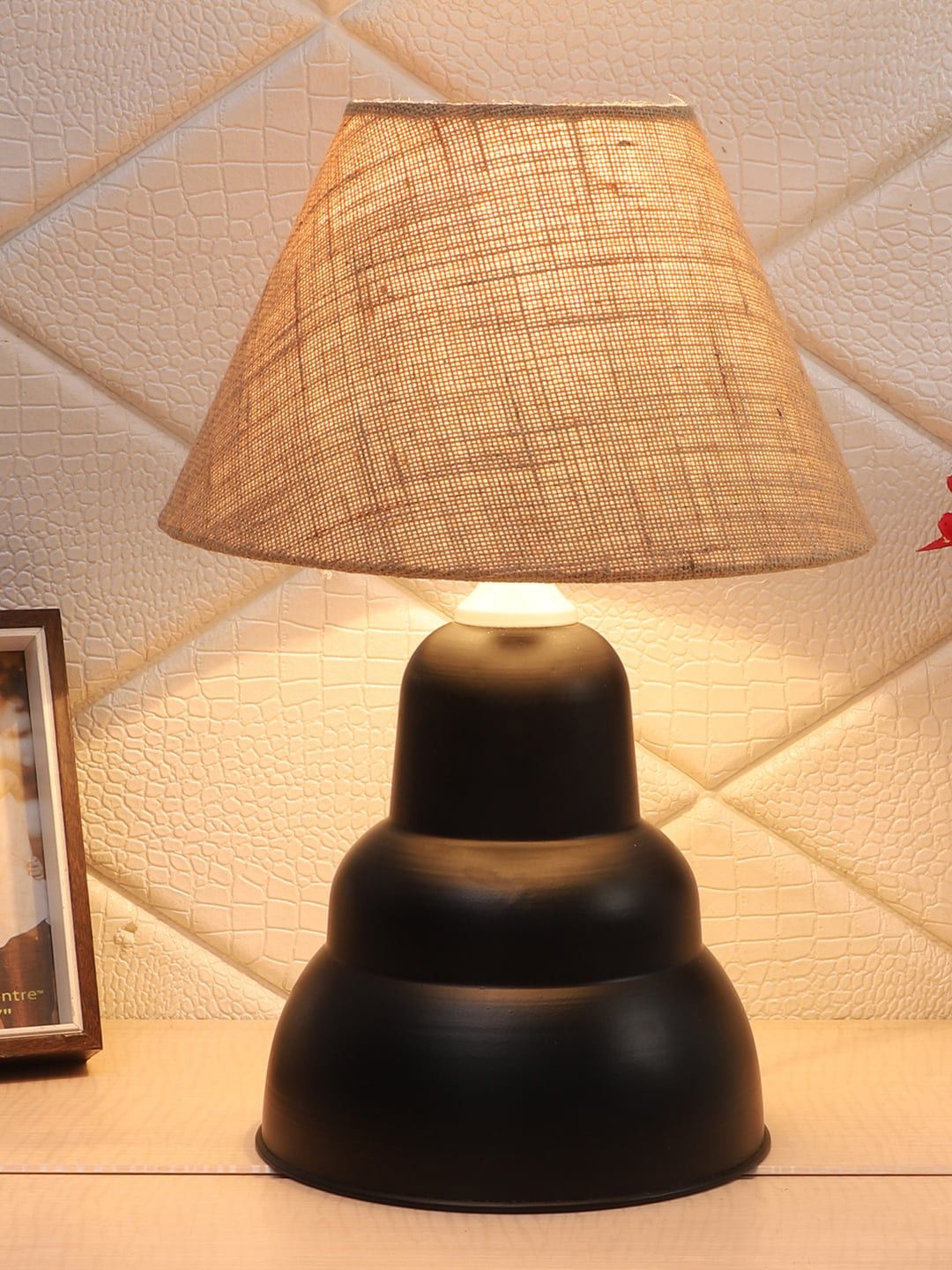 foziq Black & Beige Textured Table Lamps Price in India