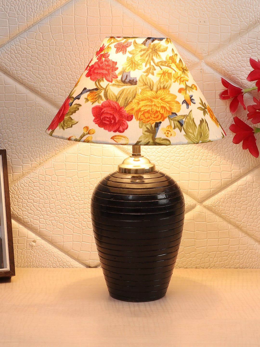 foziq Brown Solid Metal Table Lamps With Shade Price in India