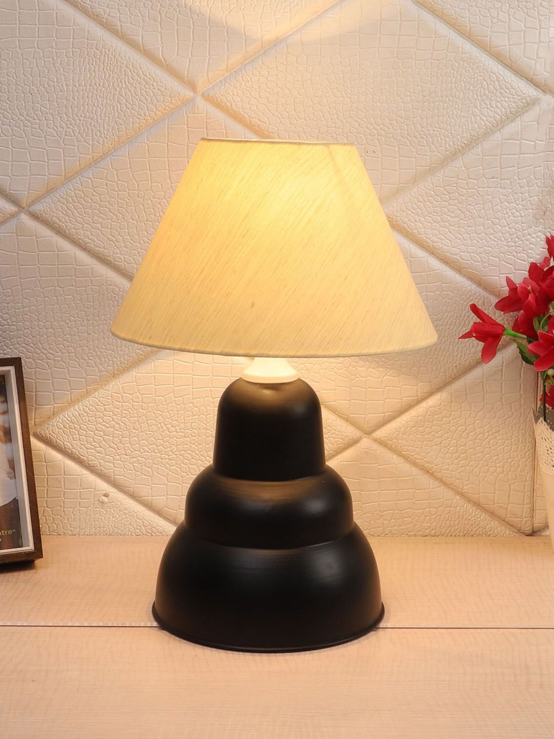 foziq Black & White Solid Table Lamp Price in India