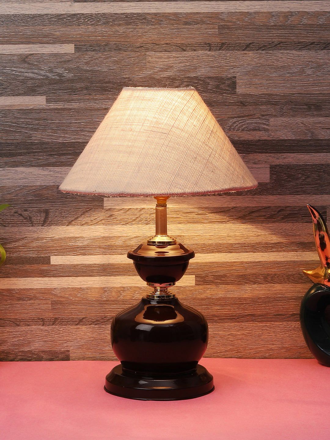 foziq Brown & White Textured Table Lamp Price in India