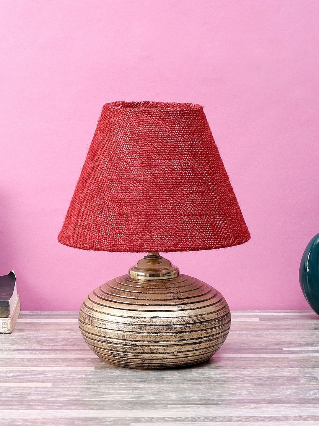 foziq Red Textured Table Lamp Price in India