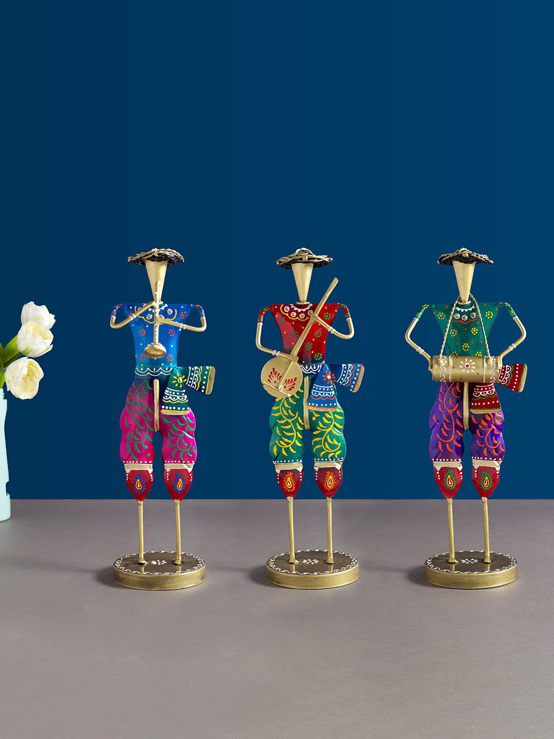 Golden Peacock Set Of 3 Red & Blue Printed Musicians Decorative Showpieces Price in India