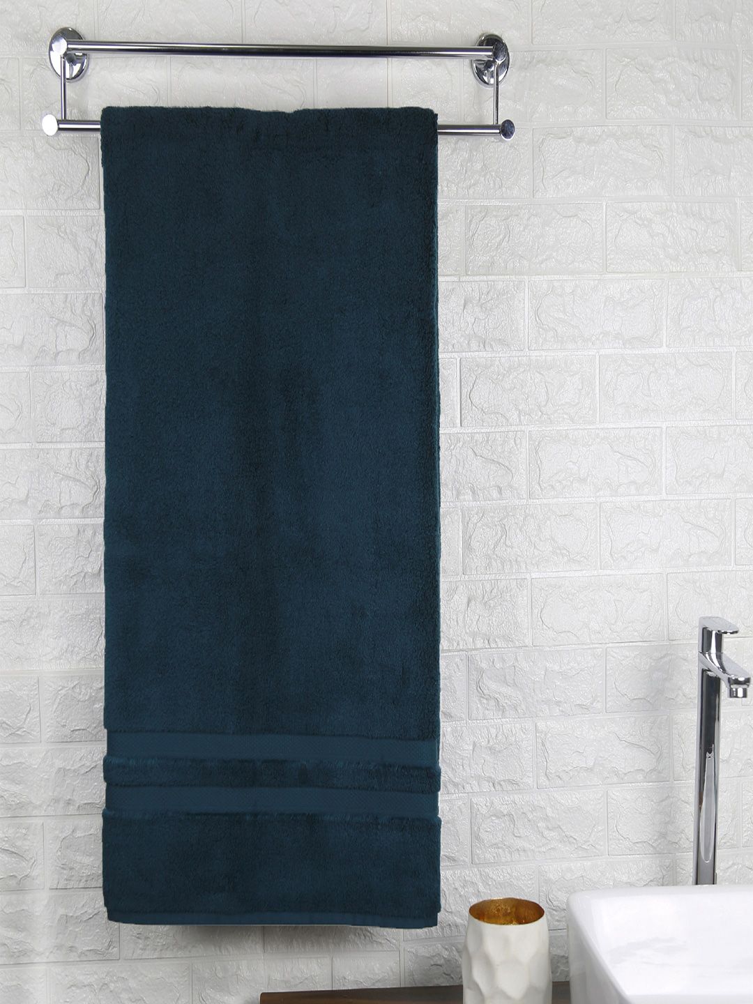 Trident Navy Blue Solid Pure Cotton 650 GSM Bath Towel Price in India