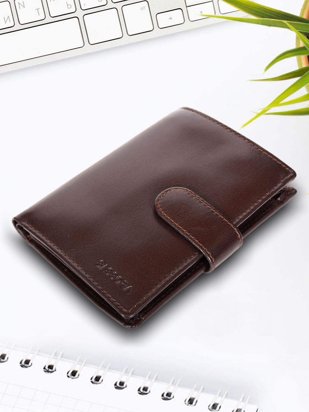 Sassora Men Brown & Gold-Toned Leather Two Fold Wallet