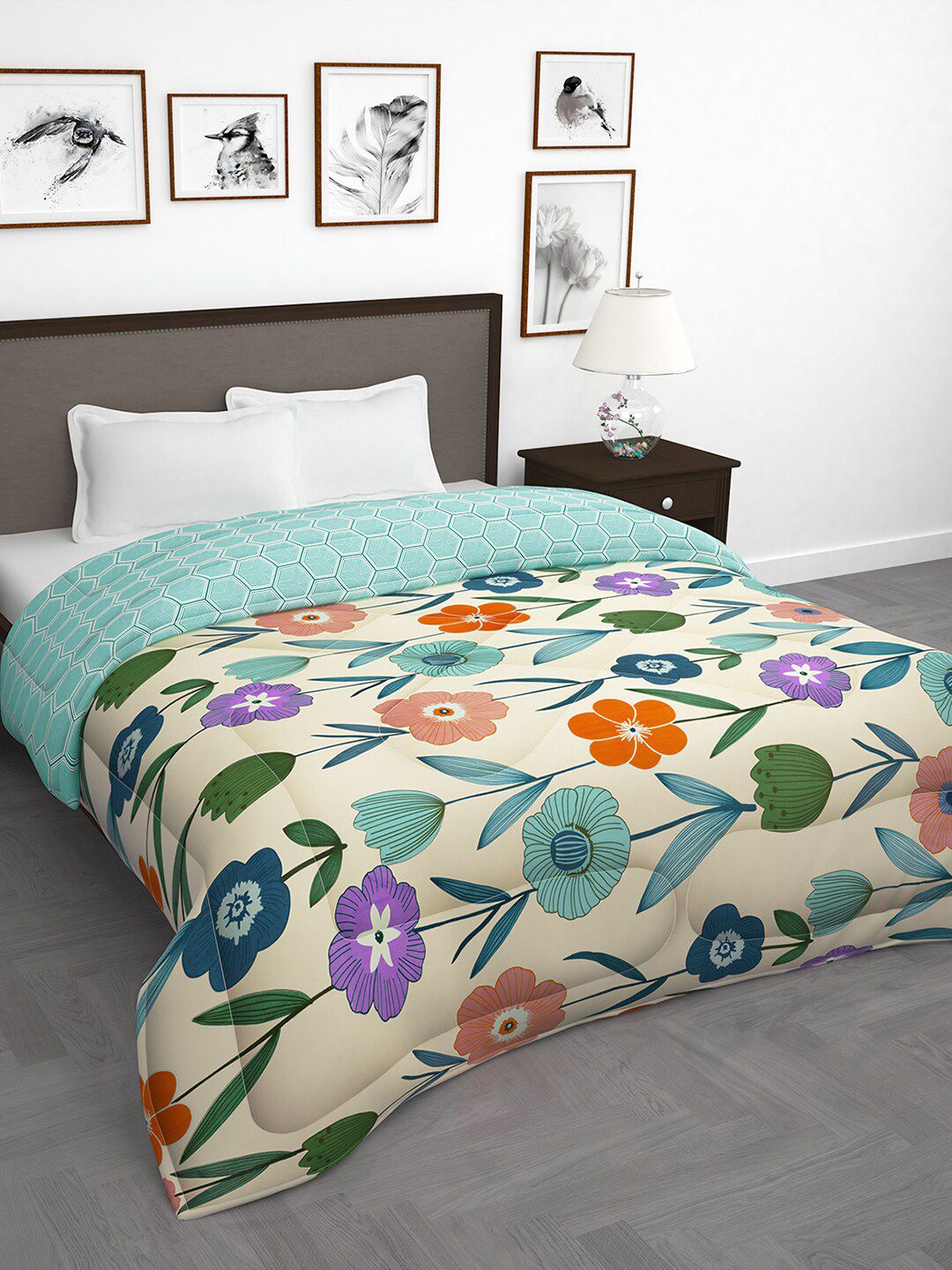 Story@home Cream & Orange Floral 180 GSM AC Room Reversible Double Bed Comforter Price in India