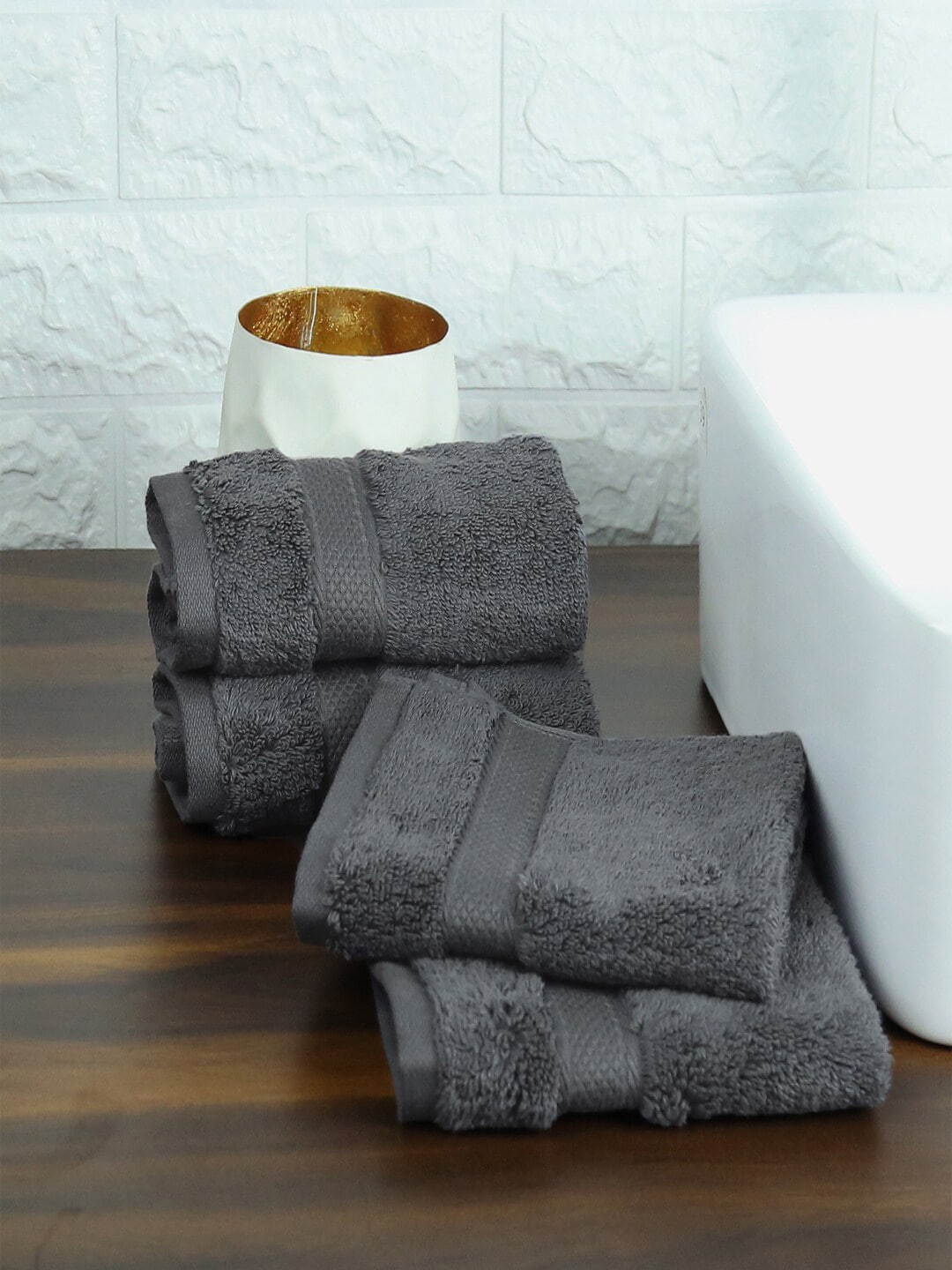 Trident Set Of 2 Grey Solid 575 GSM Cotton Face Towels Price in India