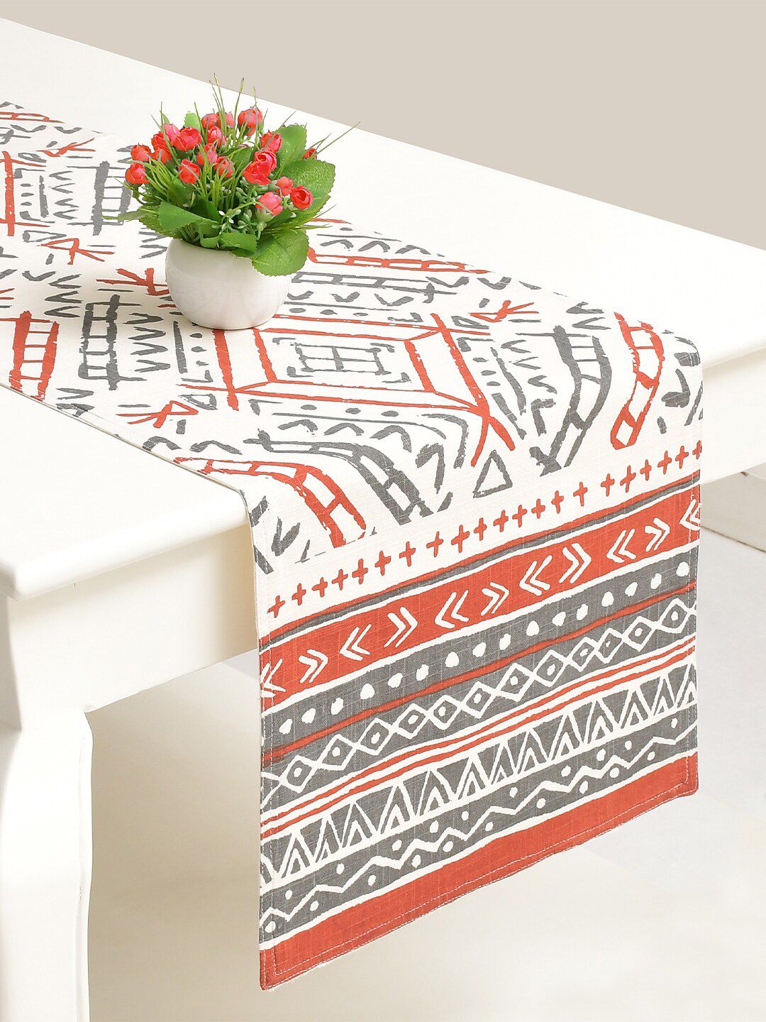 BLANC9 Multi-Coloured Printed Pure Cotton Table Runner Price in India