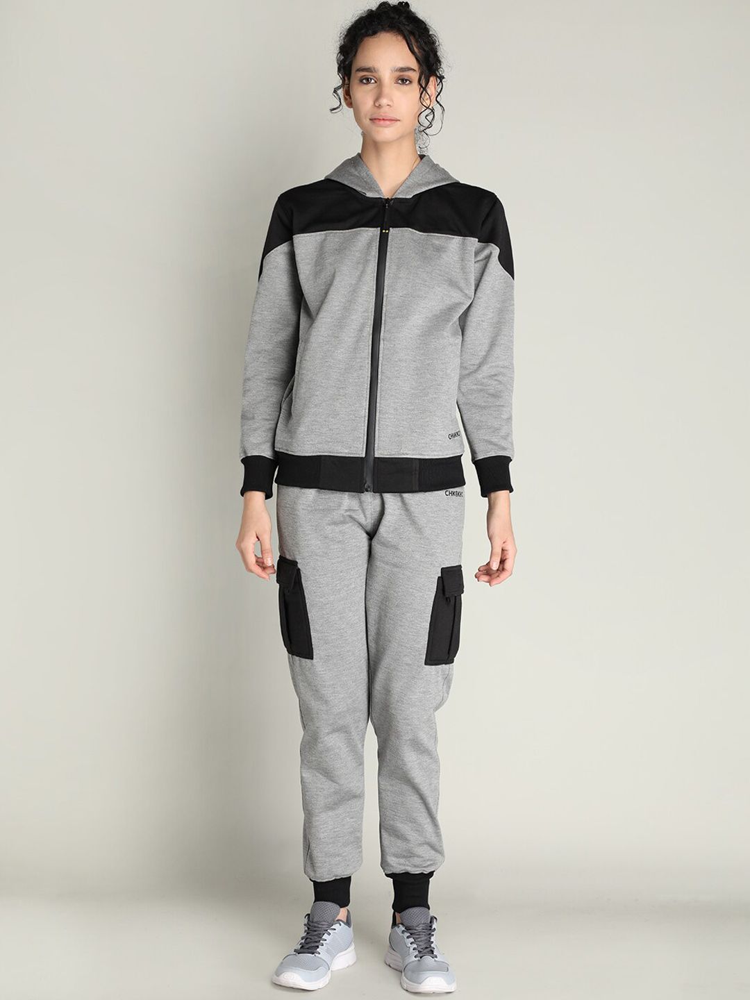 CHKOKKO Women Black and Grey Colourblocked Hooded Tracksuit Price in India