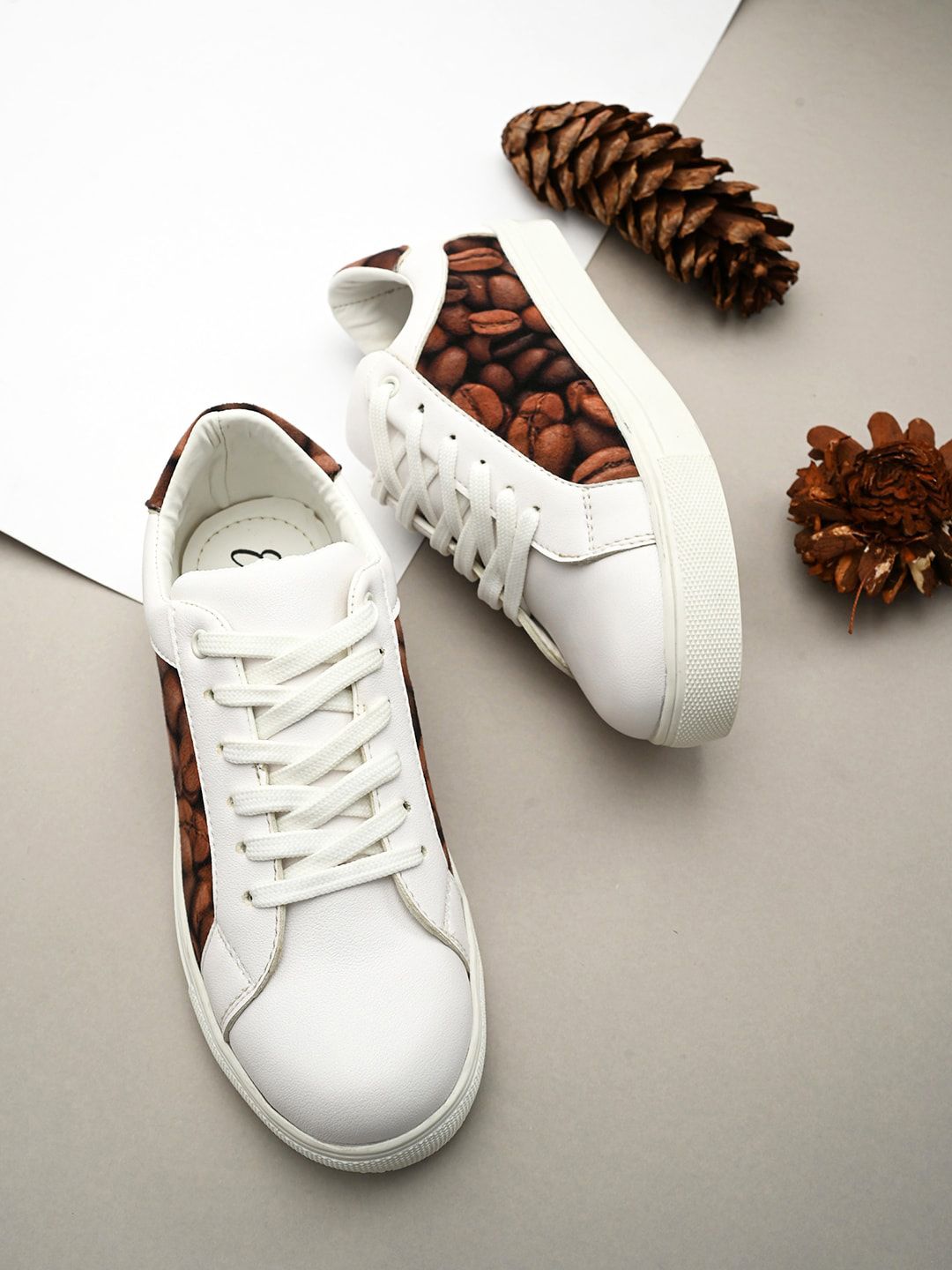 EXTRIMOS Women White Printed Sneakers Price in India