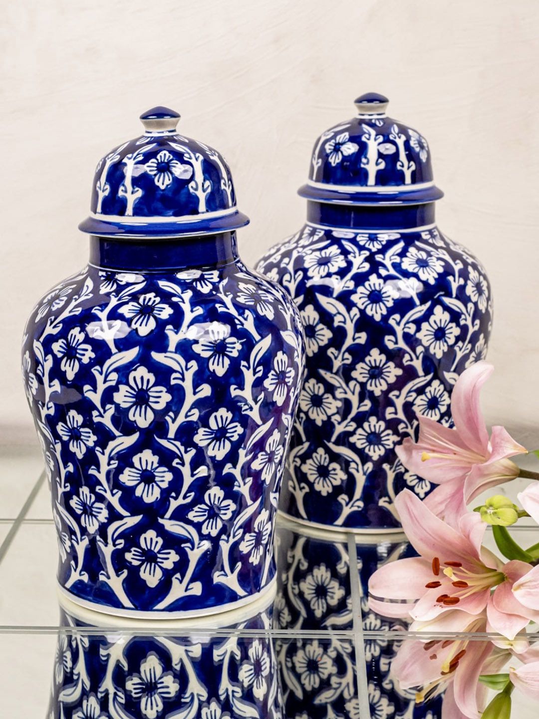 The 7 DeKor Set Of 2 Blue & White Floral Printed Jar Showpieces Price in India
