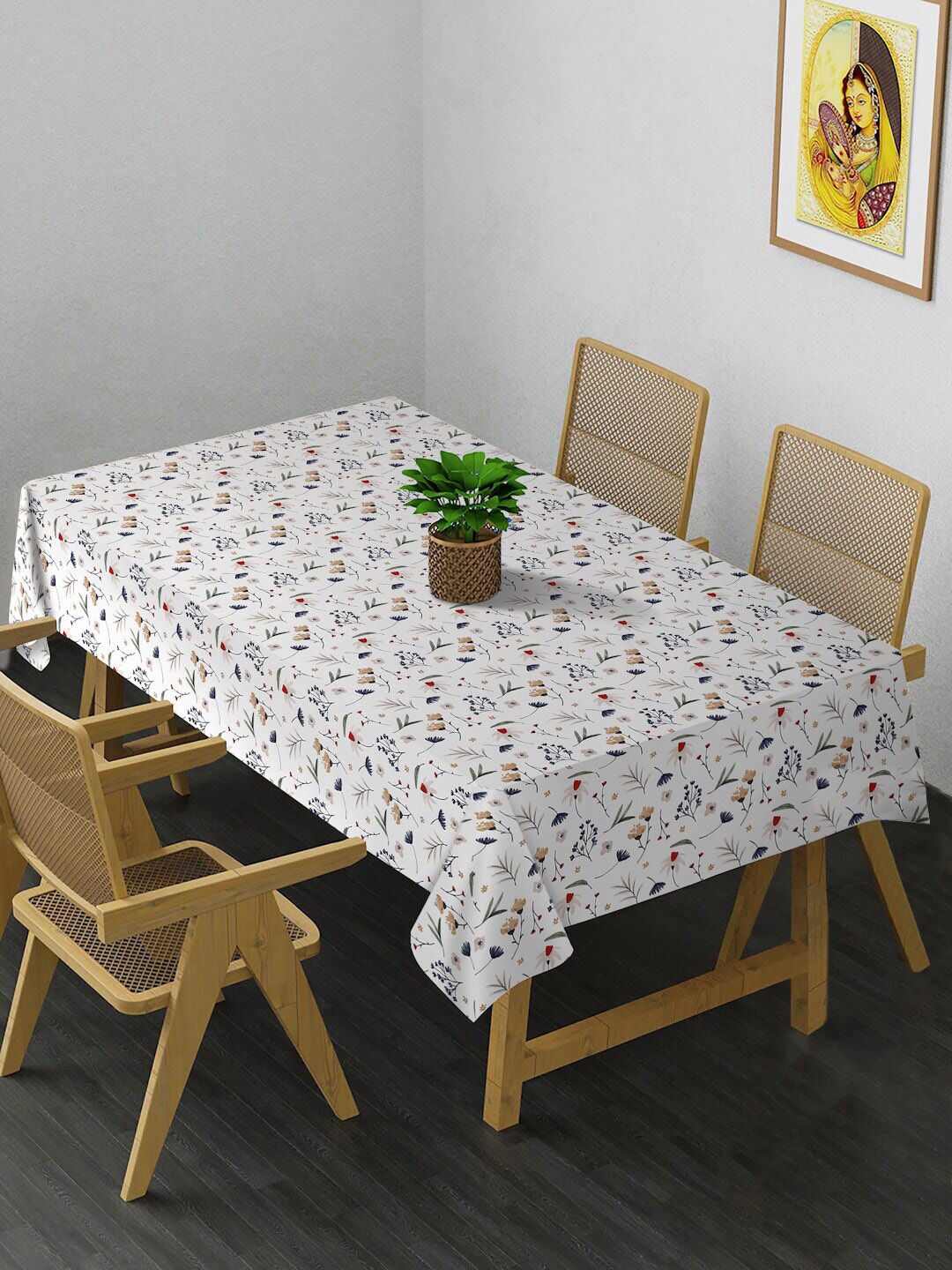 HOSTA HOMES White Printed 4 Seater Table Cover Price in India