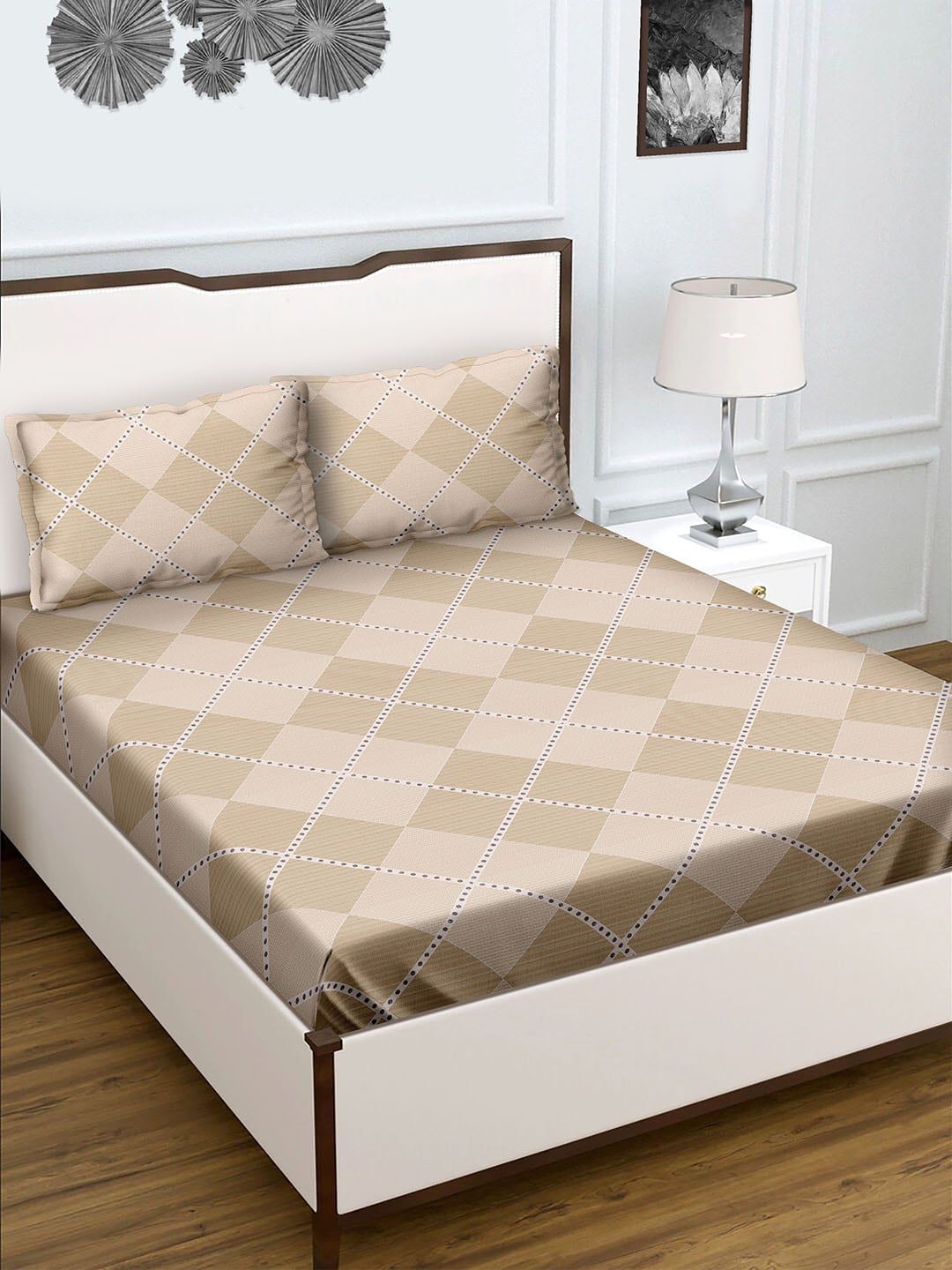 BELLA CASA Brown & White Geometric 210 TC King Bedsheet with 2 Pillow Covers Price in India