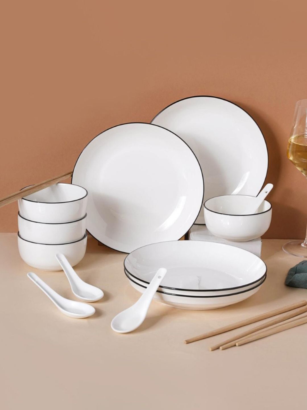 Nestasia  16 Pieces Printed Ceramic Glossy Dinner Set Price in India