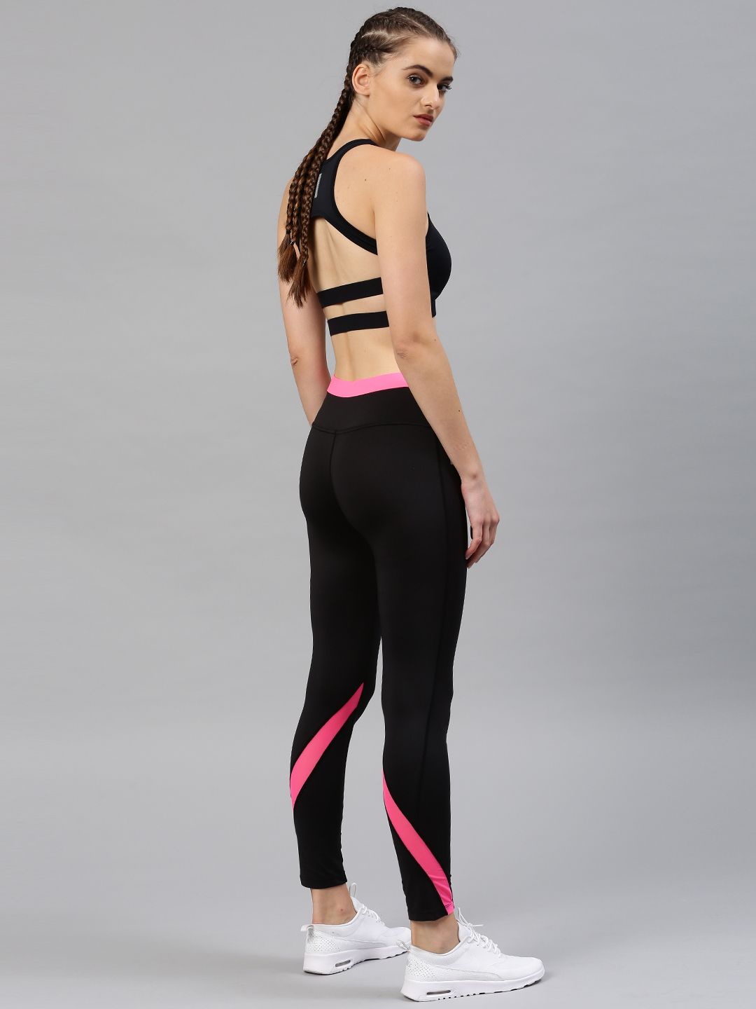 HRX Active by Hrithik Roshan Black Solid Tights Price in India