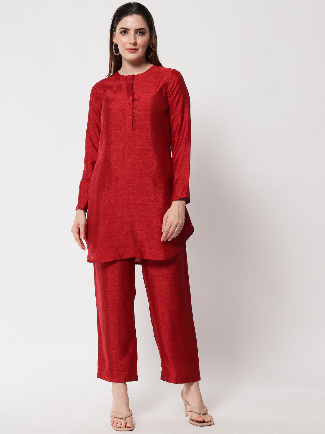 trueBrowns Women Maroon Textured Silk Silk Co-Ords Set Price in India