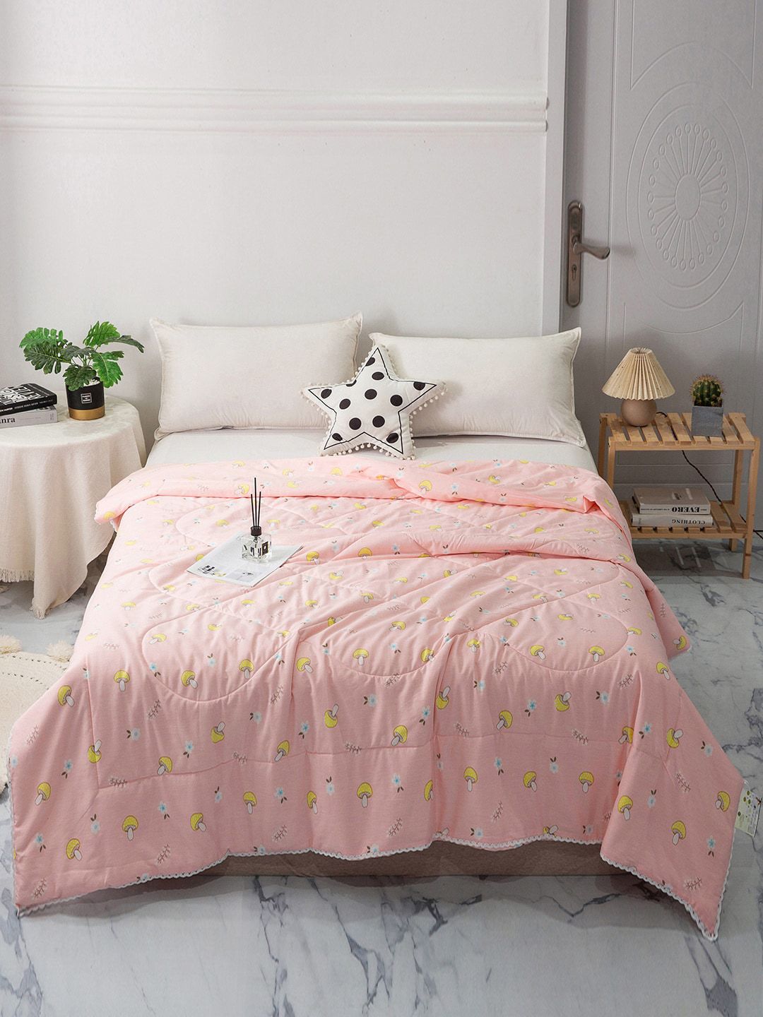 JC Collection Pure cotton Pink & Yellow Floral AC Room 300 GSM Single Bed Quilt Price in India