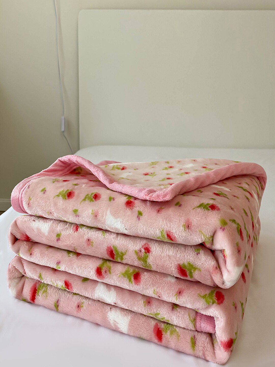 JC Collection Pink & Green Floral AC Room 350 GSM Single Bed Blanket Price in India