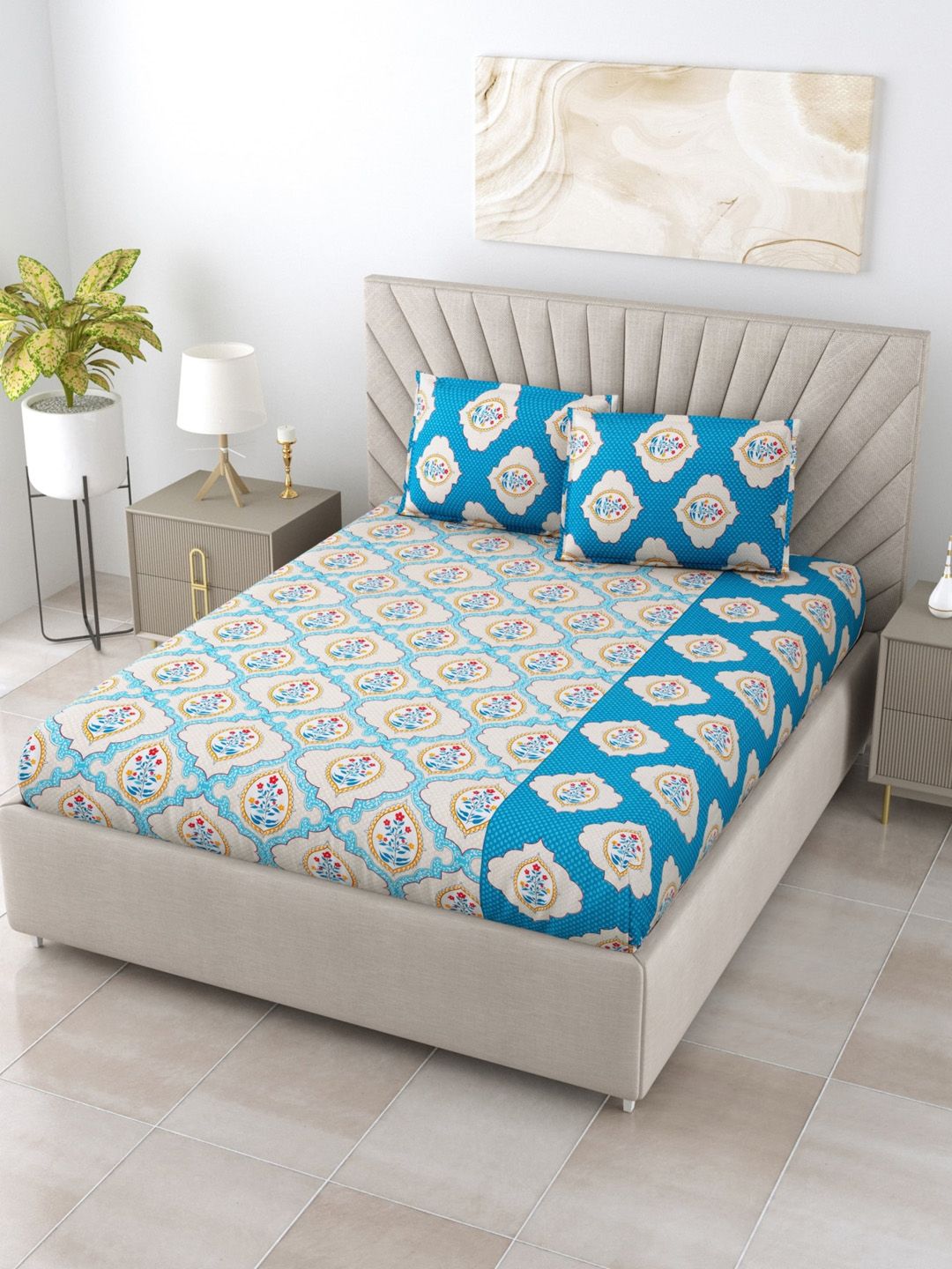 Salona Bichona Blue & Red Floral 144 TC 100% Cotton Queen Bedsheet with 2 Pillow Covers Price in India