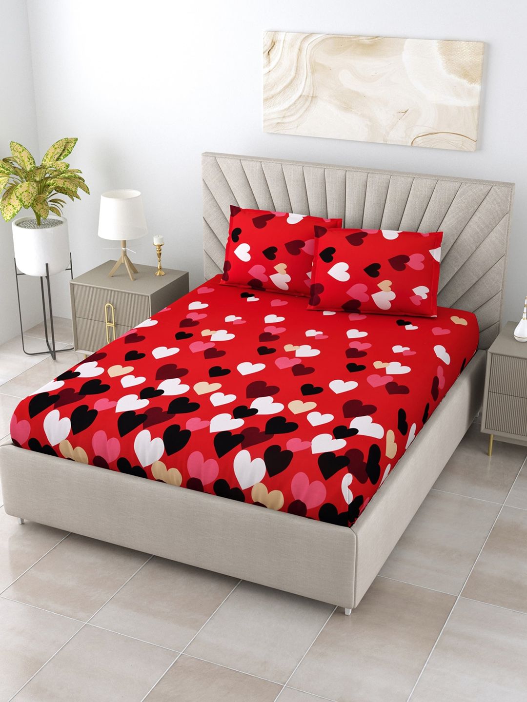 Salona Bichona Red & White Graphic 120 TC King Bedsheet with 2 Pillow Covers Price in India