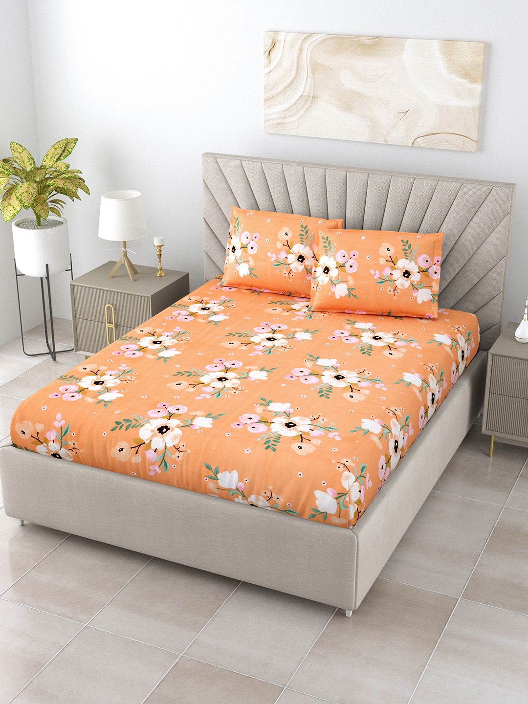 Salona Bichona Orange & White 180 TC Floral Polyester King Bedsheet with 2 Pillow Covers Price in India