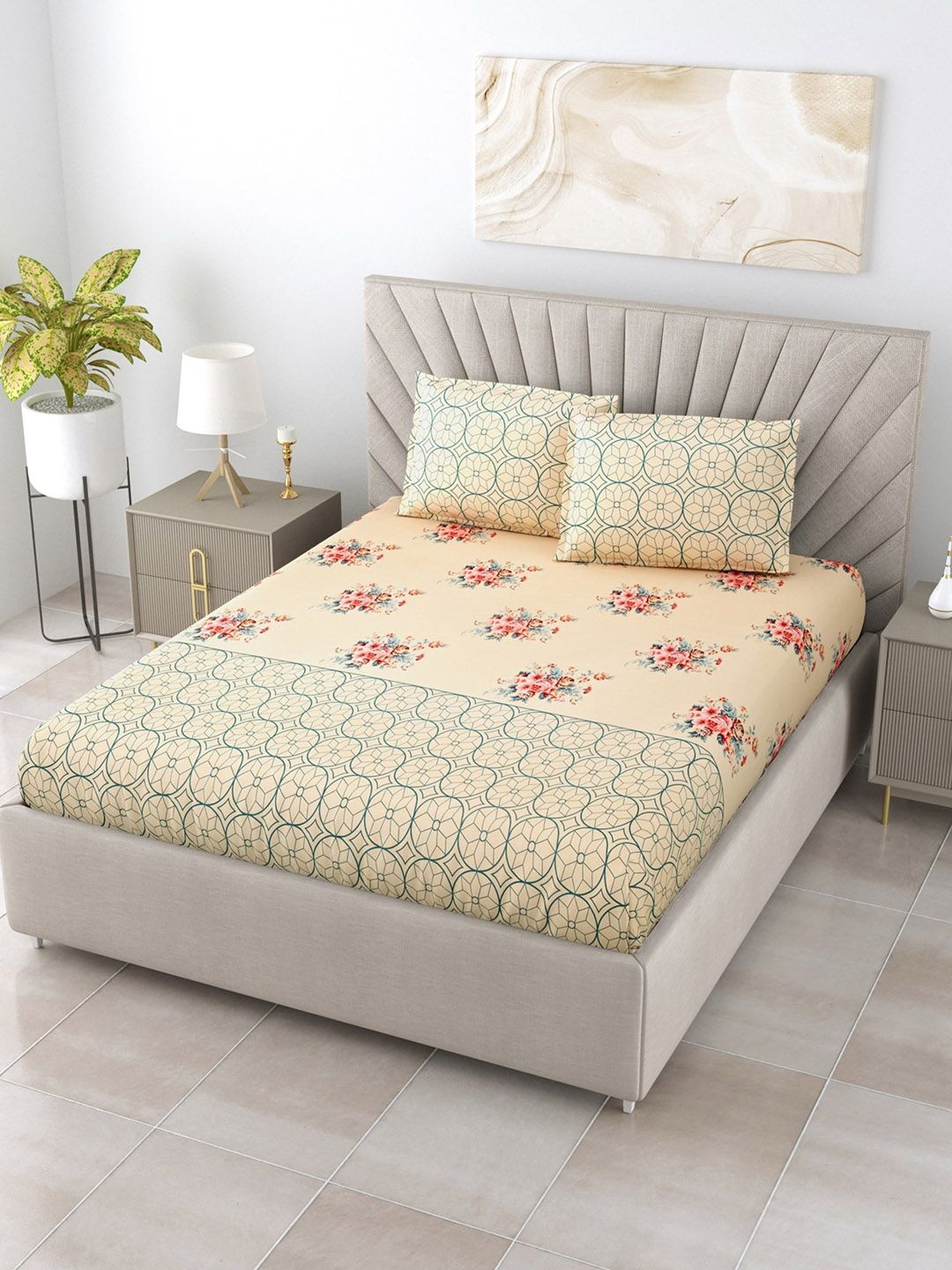 Salona Bichona Unisex Cream Bedsheets Price in India