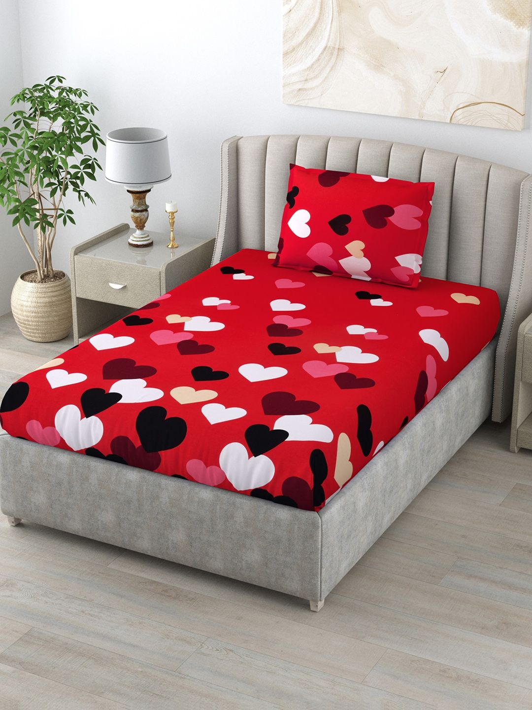 Salona Bichona Red & White 120 TC Graphic Pure Cotton Single Bedsheet with 1 Pillow Cover Price in India